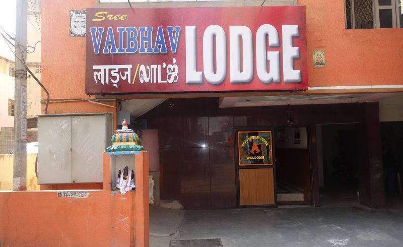 蒂鲁帕蒂 Sree Vaibhav Residency酒店 外观 照片