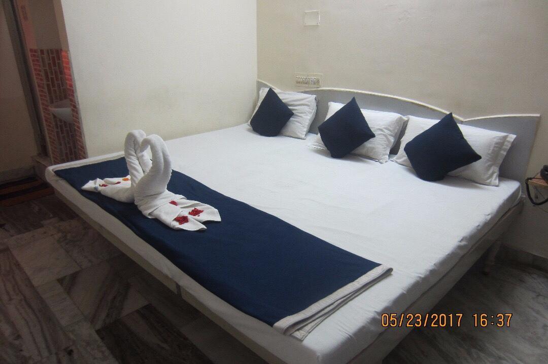 蒂鲁帕蒂 Sree Vaibhav Residency酒店 外观 照片