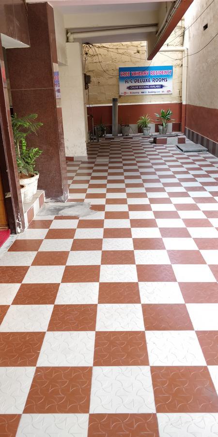 蒂鲁帕蒂 Sree Vaibhav Residency酒店 外观 照片